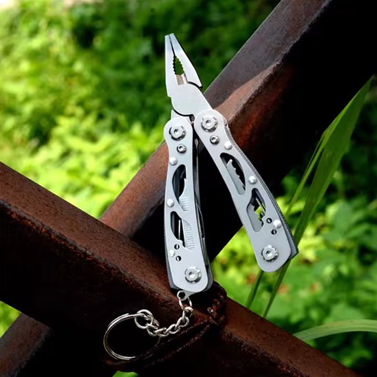 Couteau de survie 